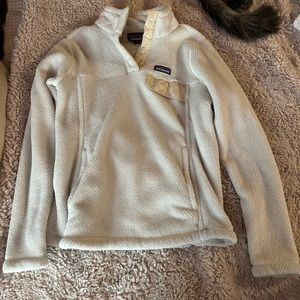 Patagonia white sweatshirt (size small)